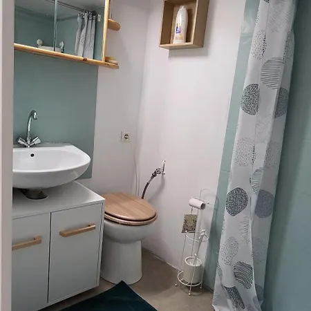 Ema Apartamento Montjean (Charente)