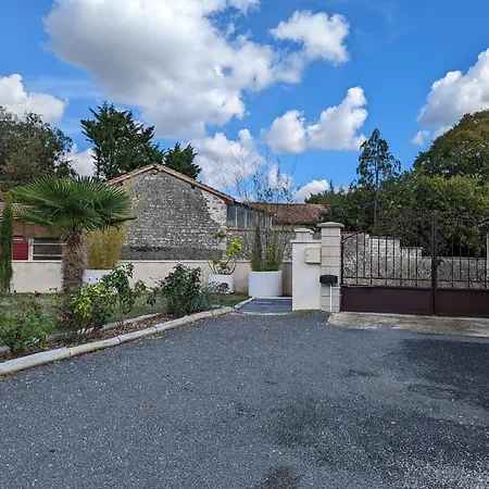 Apartamento Ema Montjean (Charente)